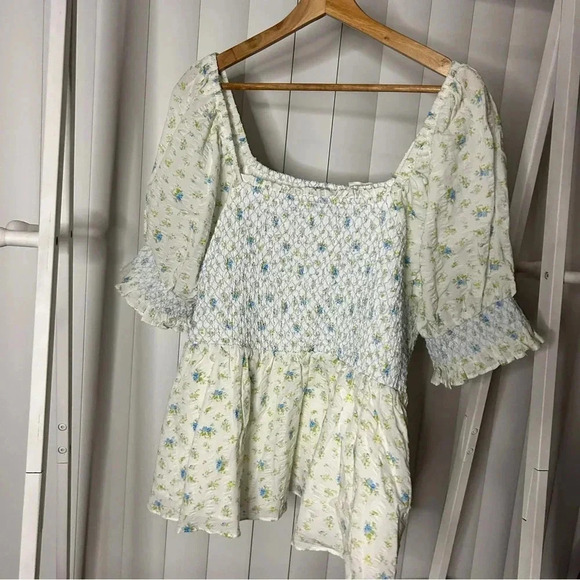 NWT English Factory Floral Smocked Top - Size 3X - Picture 4 of 6